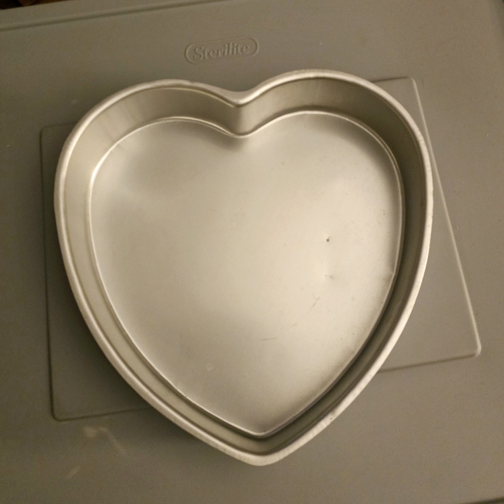 10" Heart Cake Pan